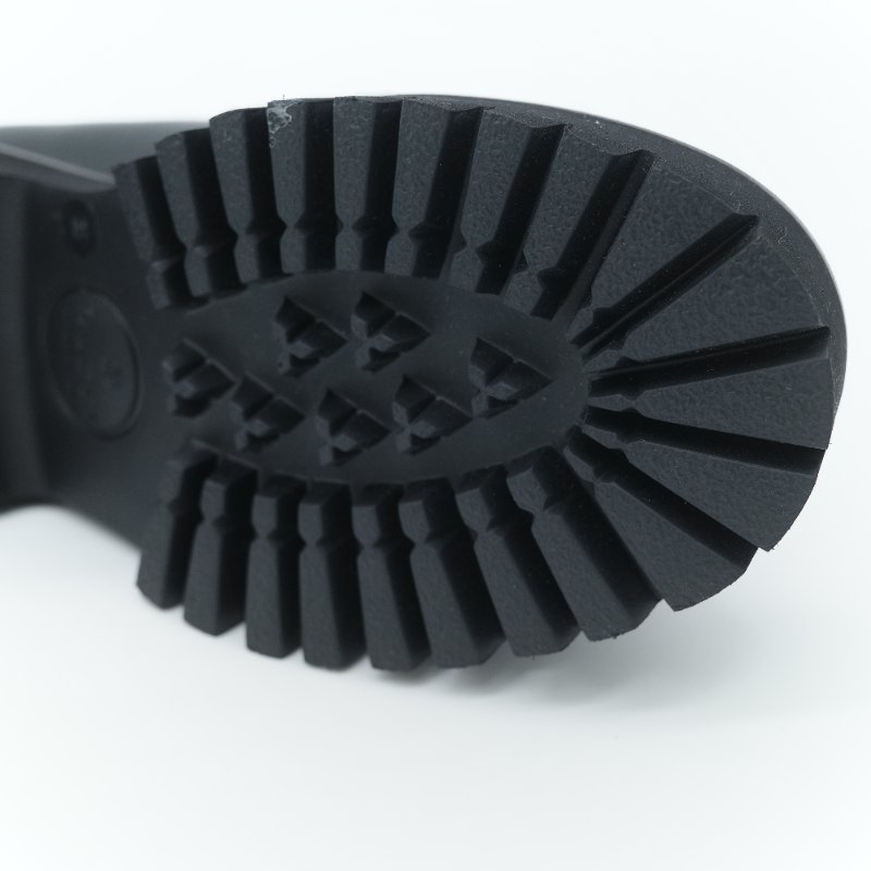 專櫃38,000（全新♥️閒置品）Gucci 古馳 Horsebit 黑色牛皮 銀色馬銜扣 鋸齒厚底樂福鞋 EU35-6