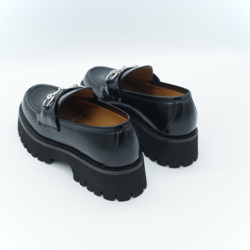 專櫃38,000（全新♥️閒置品）Gucci 古馳 Horsebit 黑色牛皮 銀色馬銜扣 鋸齒厚底樂福鞋 EU35-10