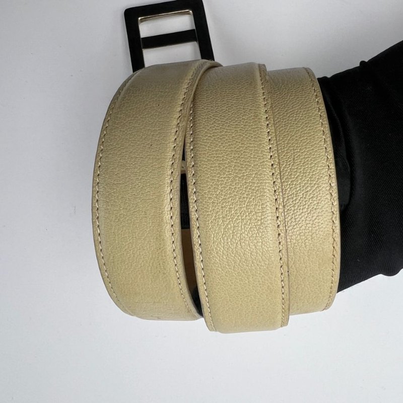 GUCCI 方形扣頭皮帶-1