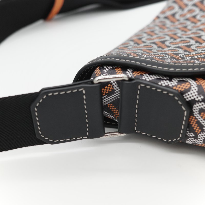 Burberry 巴寶莉 TB Print 經典印花 帆布 小牛皮 斜背 郵差包-13