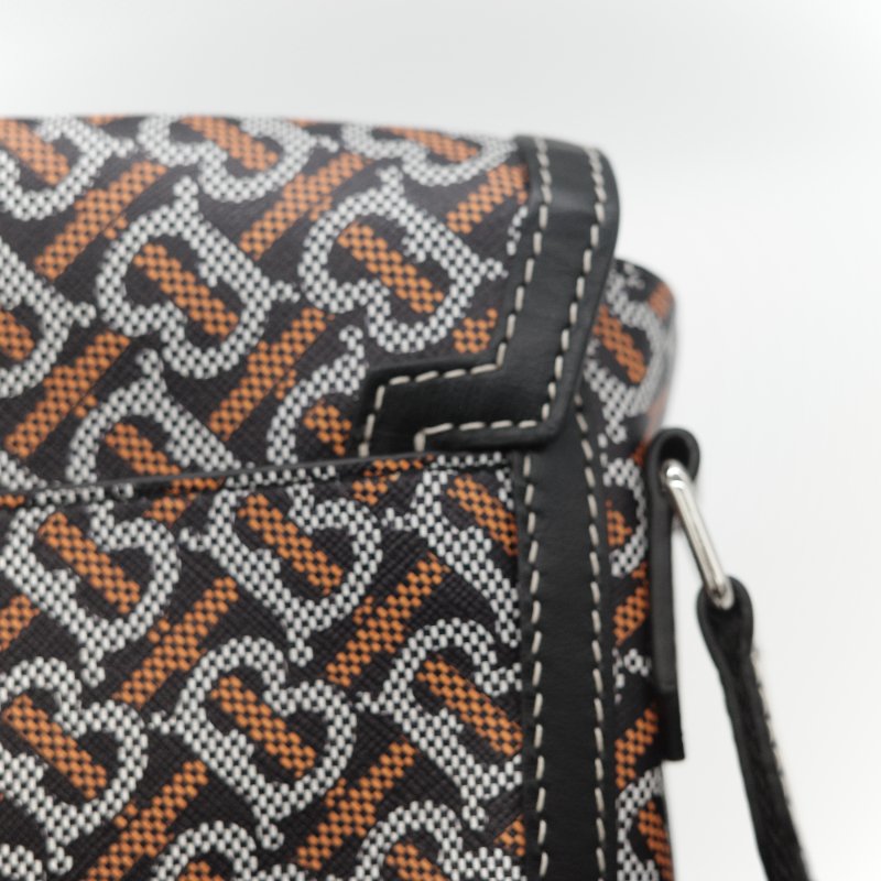 Burberry 巴寶莉 TB Print 經典印花 帆布 小牛皮 斜背 郵差包-16
