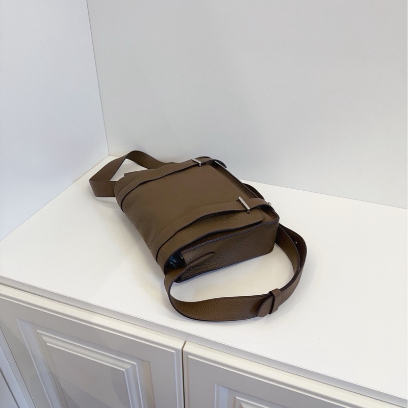 Hermes 愛馬仕 Steve27 小號 大象灰銀扣拼內里藍色 斜挎郵差包 TC皮 約27*22*7.5 T刻-7