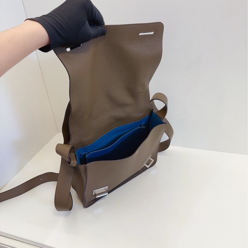 Hermes 愛馬仕 Steve27 小號 大象灰銀扣拼內里藍色 斜挎郵差包 TC皮 約27*22*7.5 T刻-8