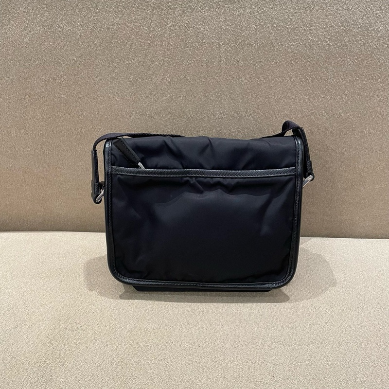 Prada 普拉達 三合一郵差包 小號 約22*16*9 自重輕便 搭配寬肩帶-4