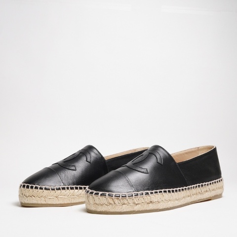 CHANEL 黑色平底草織鞋