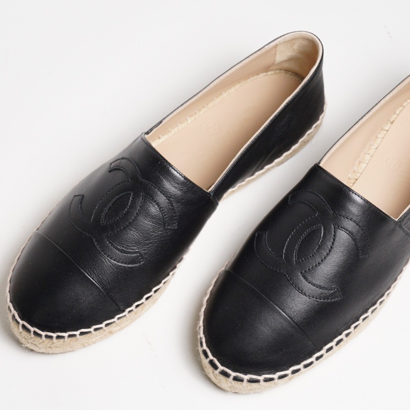 CHANEL 黑色平底草織鞋-6