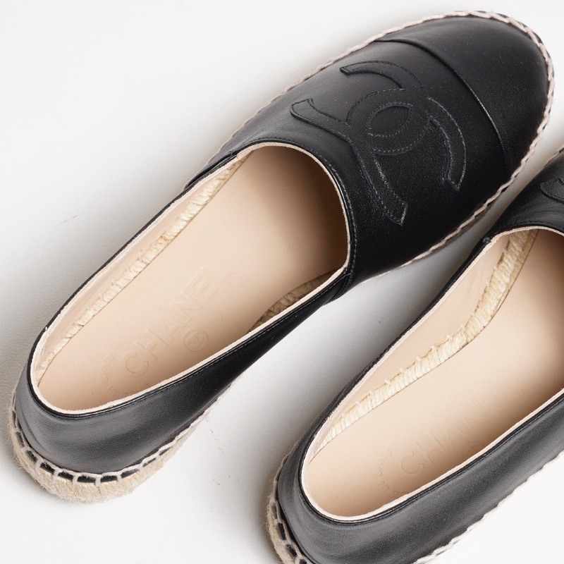 CHANEL 黑色平底草織鞋-7