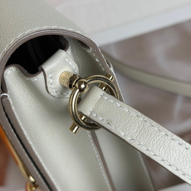 HERMES Roulis 23 - 冰川白金 D-9