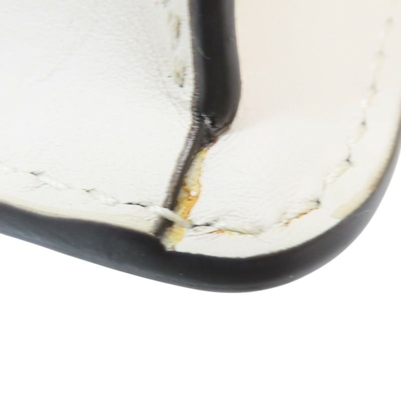 白色 牛皮 Sylvie 肩背包【GUCCI 古馳】 421882-18