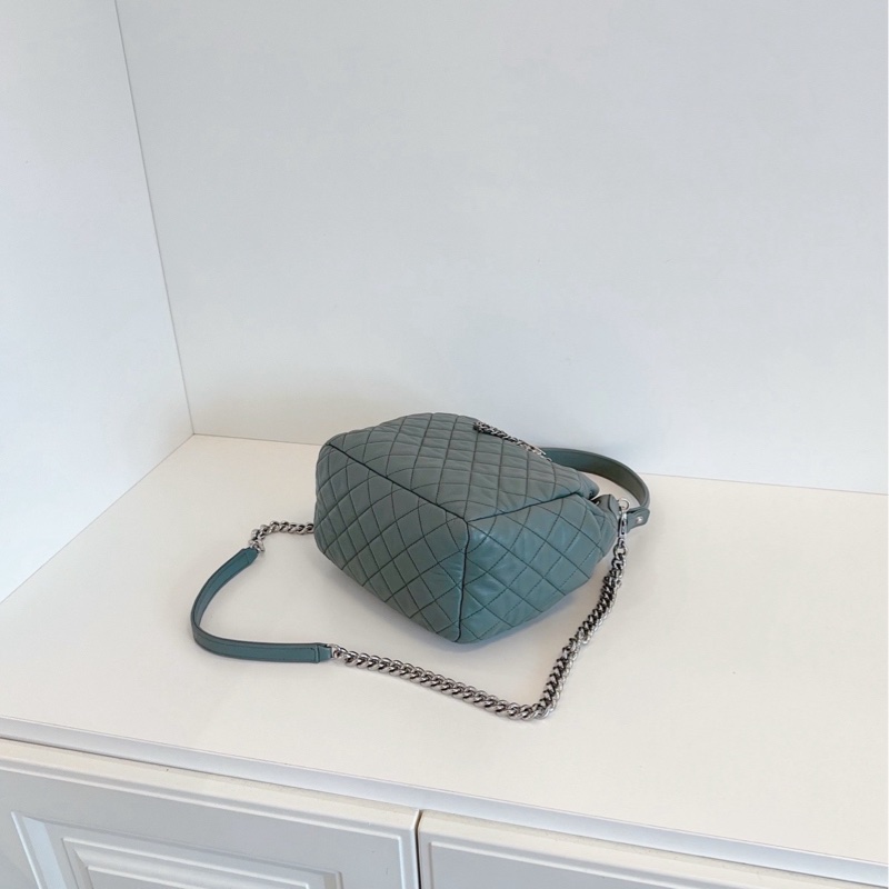 Chanel香奈兒 抹茶綠菱格銀扣2way抽繩水桶包 尺寸約20*22*14 可拎可背-6