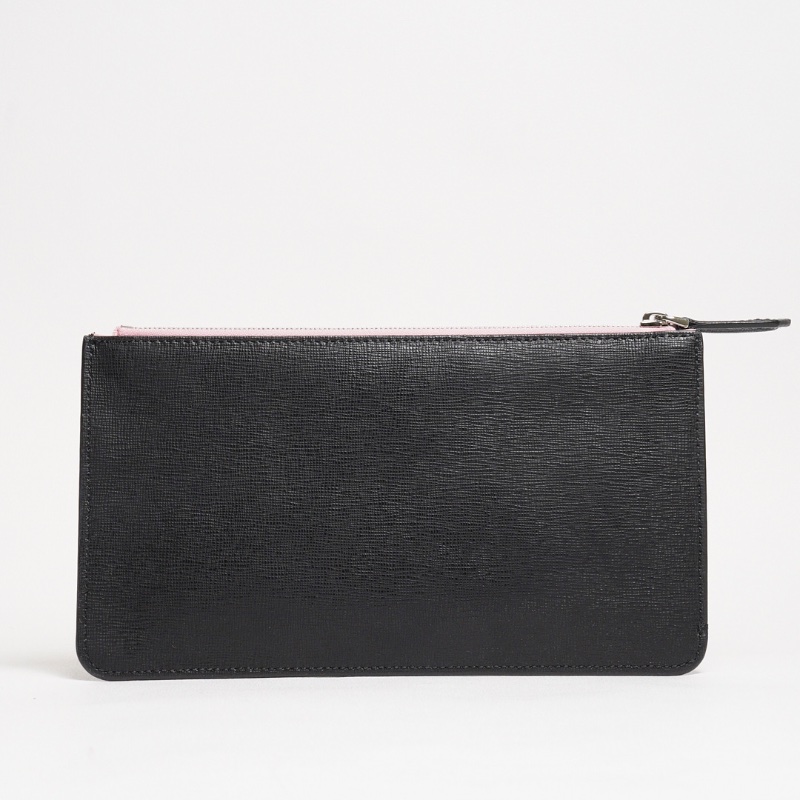 FENDI 限量版粉紅色皮革怪獸拉鍊手拿包-1