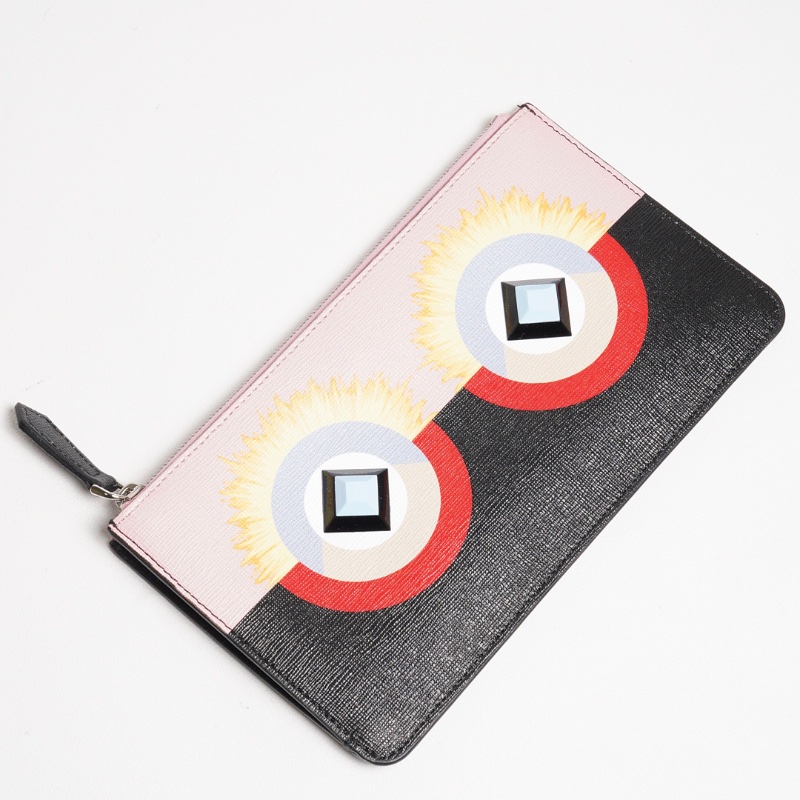 FENDI 限量版粉紅色皮革怪獸拉鍊手拿包-3