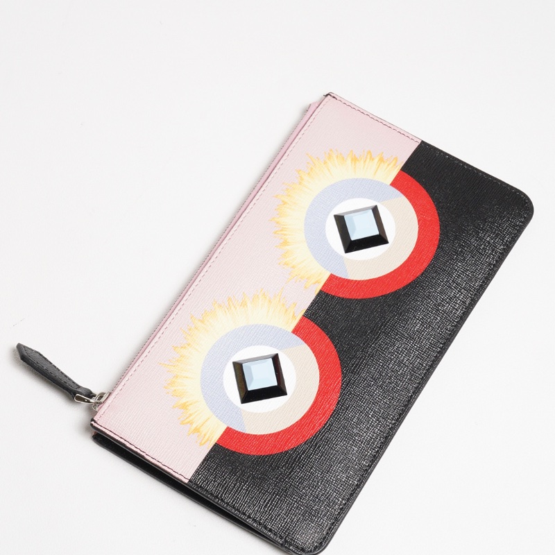 FENDI 限量版粉紅色皮革怪獸拉鍊手拿包-5