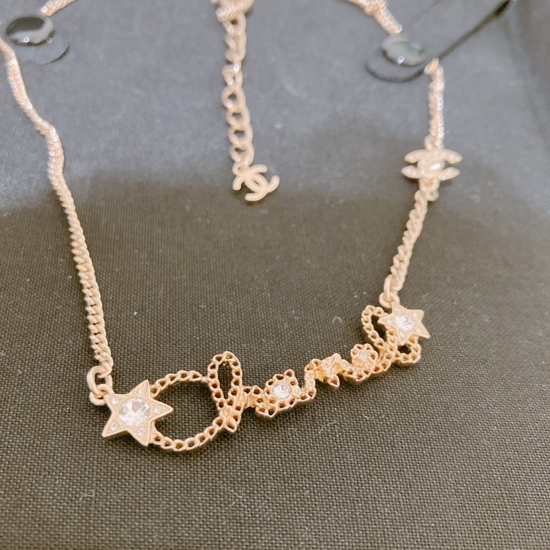 TK1997  香奈兒字母 金 水晶拼星星 頸鏈 Chanel Gold X Crystal Letters with Stars Necklace-2