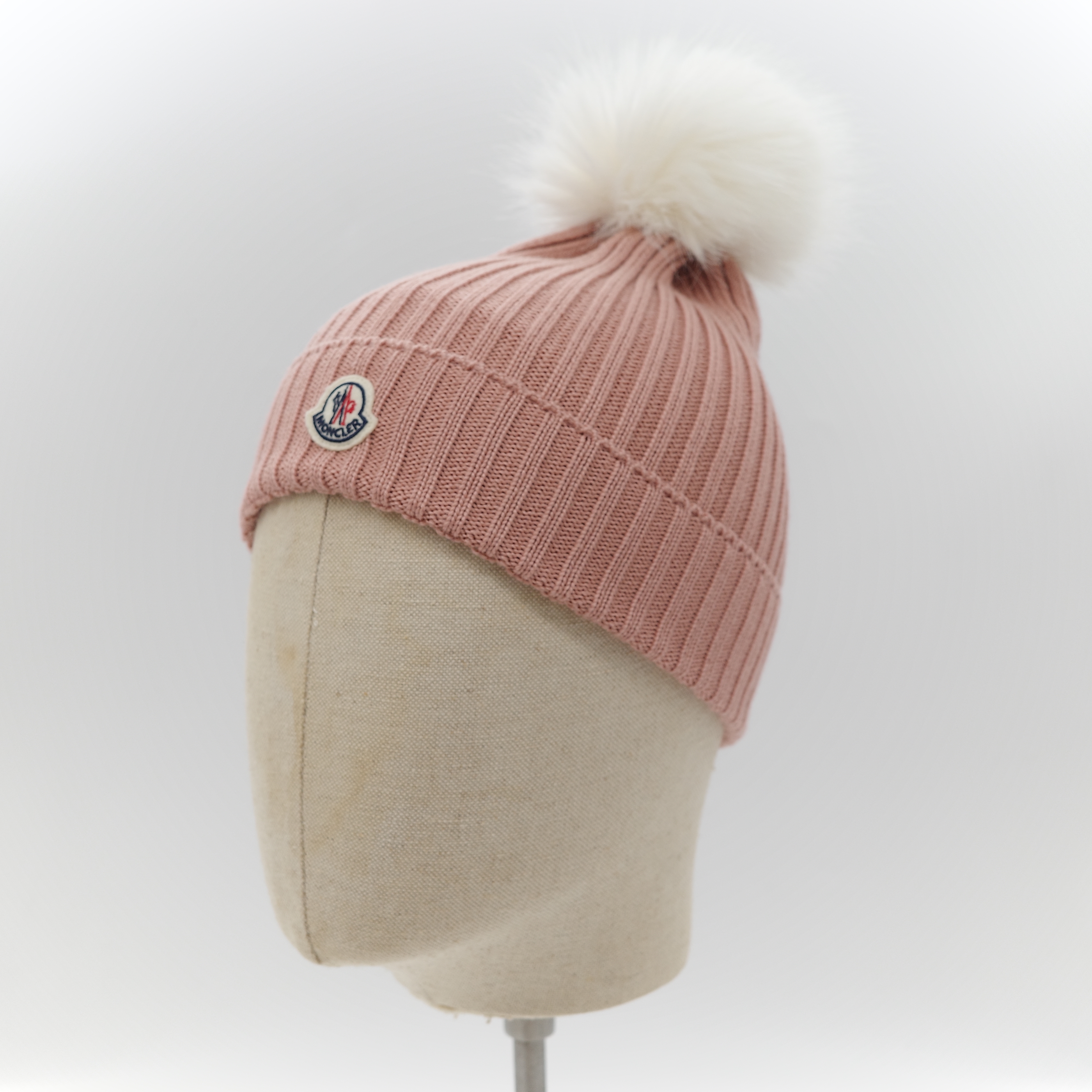 Moncler 蒙克萊 經典標誌 粉紅色 初剪羊毛標誌毛氈貼片羅紋針織毛帽-5