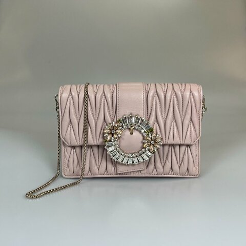 MIUMIU 粉花卉水鑽包