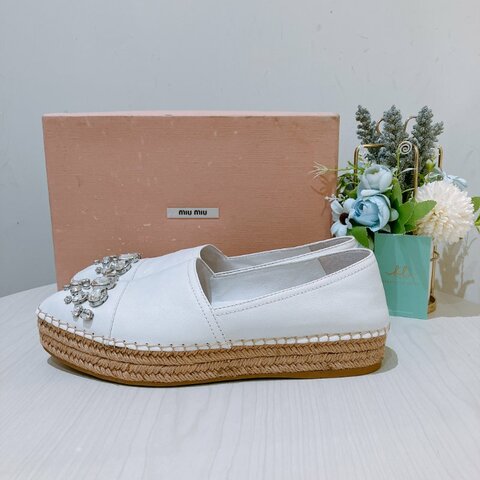 TK1998	Miu Miu White Leather Crystal Embellished Espadrille Loafers Size 41
