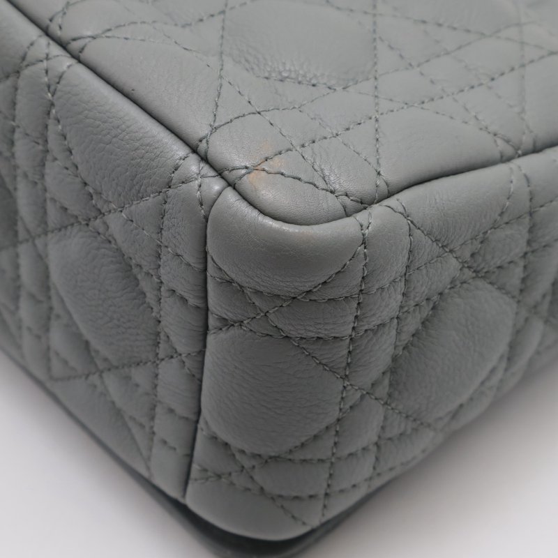 DIOR Caro藤格紋斜背包 - 中號灰金-20