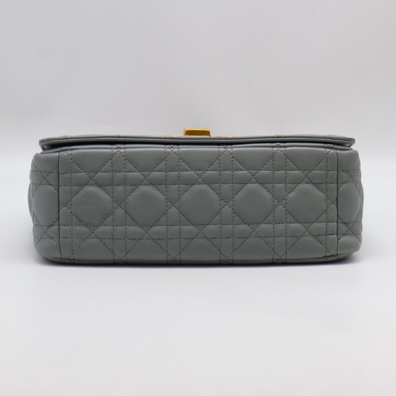 DIOR Caro藤格紋斜背包 - 中號灰金-21