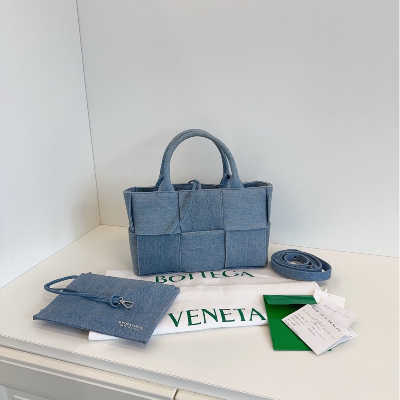 【閒置新🆕 】BV arco tote 單寧 丹寧 水洗牛仔 淺藍色 6格 cassette 編織 子母 托特包-0