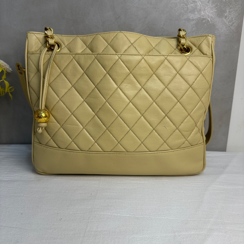 Chanel Matelasse 32菱格紋托特包-3