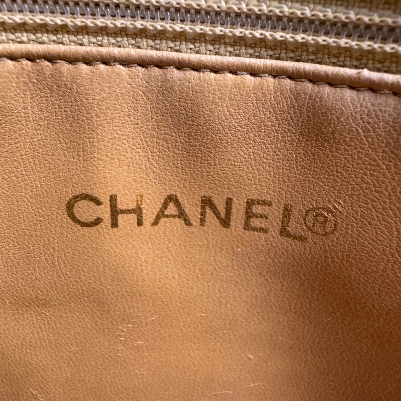 Chanel Matelasse 32菱格紋托特包-13