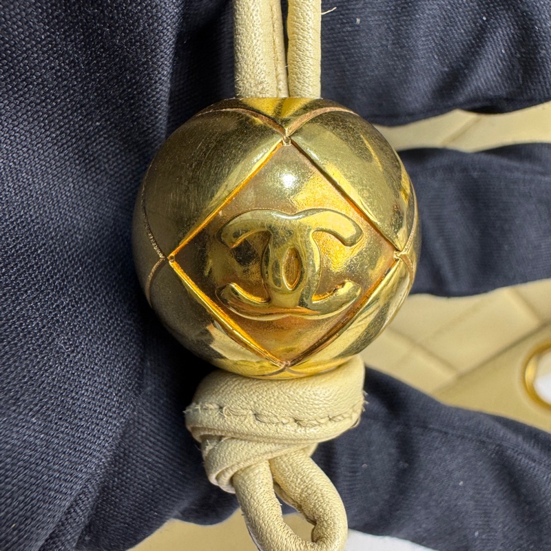 Chanel Matelasse 32菱格紋托特包-14