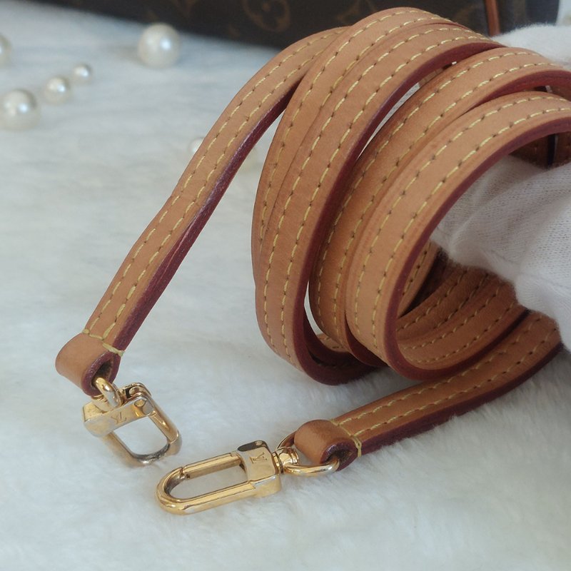 LV  M95567 EVA 原花金牌金鍊手提包/肩背包/斜背包/晚宴包/腋下包 /麻將包-63