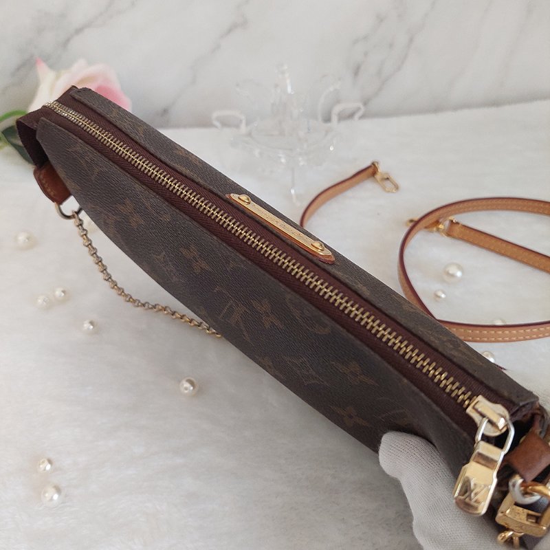 LV  M95567 EVA 原花金牌金鍊手提包/肩背包/斜背包/晚宴包/腋下包 /麻將包-72