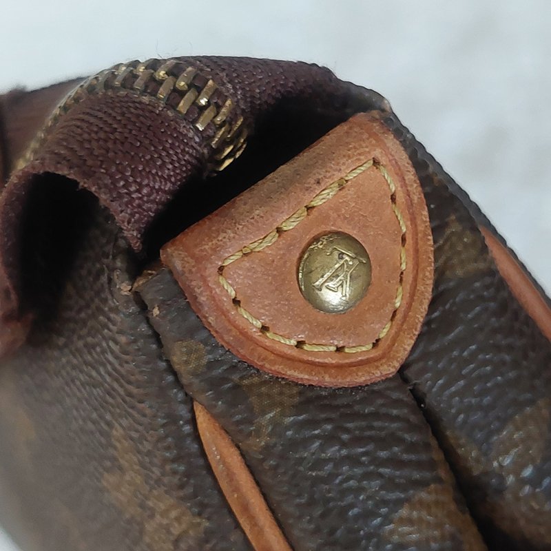 LV  M95567 EVA 原花金牌金鍊手提包/肩背包/斜背包/晚宴包/腋下包 /麻將包-73