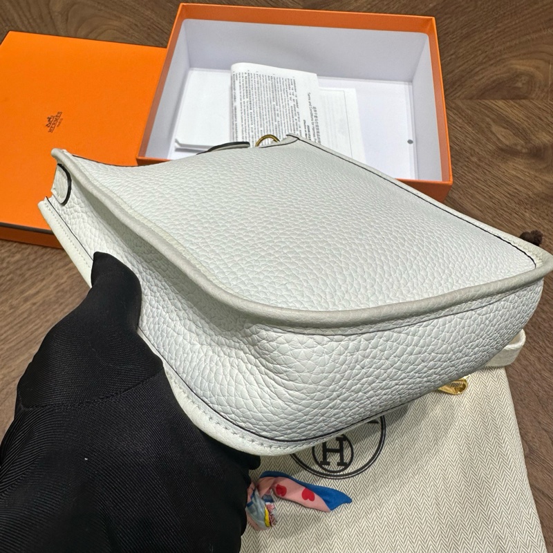 HERMES 愛馬仕 mini evelyne DW新白色 金扣 tc皮 B刻 23年大全套。-5