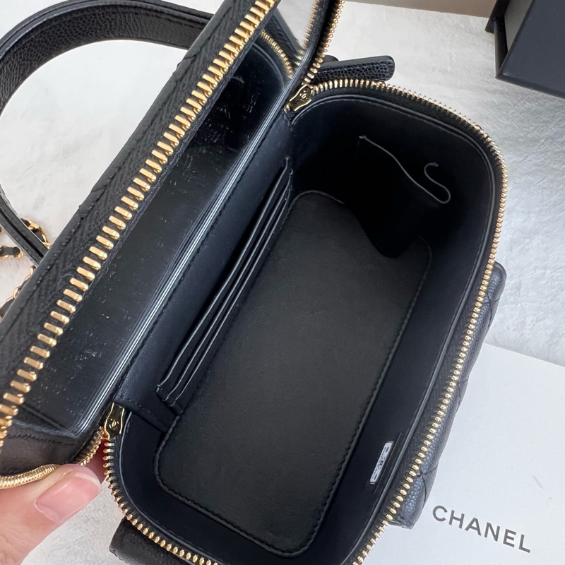 ෆ Chanel cargo黑金荔枝手提化妝盒🈶購證-22