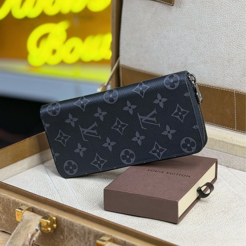上架中🔑Louis Vuitton 黑色原花男士拉鍊長夾-0