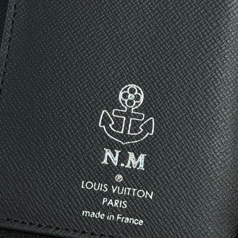 上架中🔑Louis Vuitton 黑色原花男士拉鍊長夾-12
