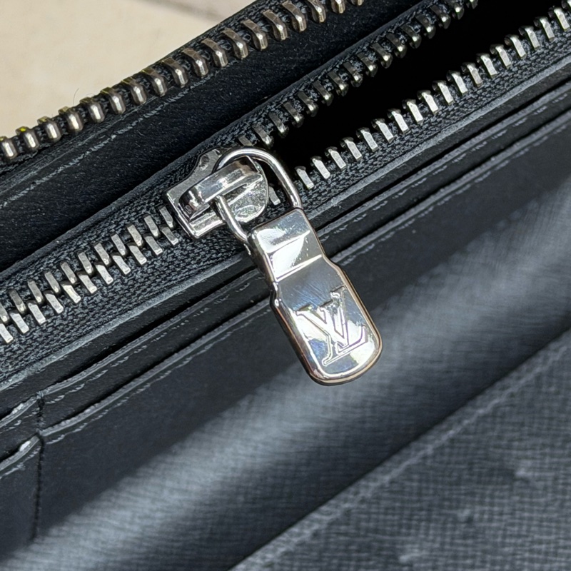 上架中🔑Louis Vuitton 黑色原花男士拉鍊長夾-15