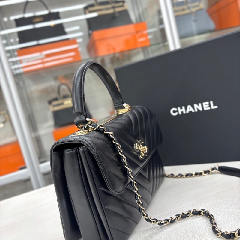 【99新】 Chanel 黑金V紋小號Trendy cc手袋-2