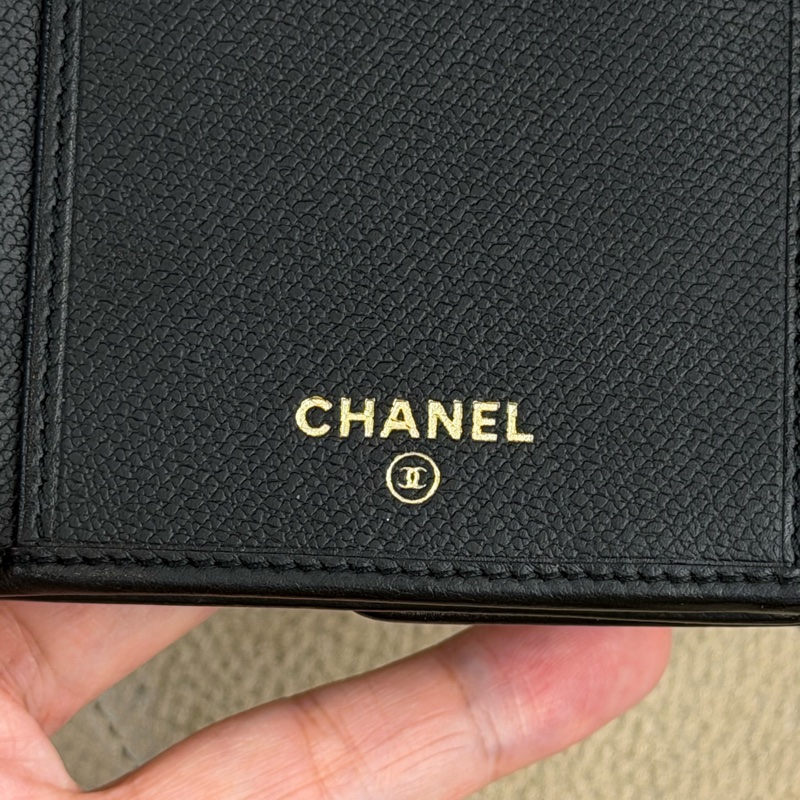 上架中🔑Chanel 黑皮革雙C釦發財長夾-17