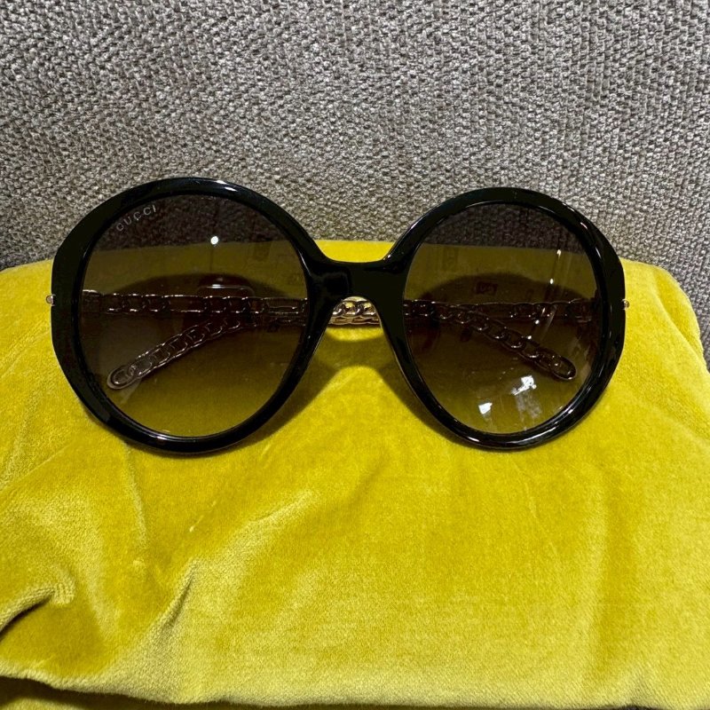GUCCI 吊墜雙G墨鏡-0