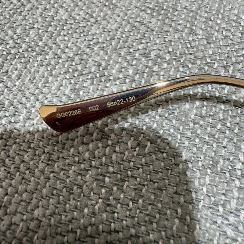 GUCCI 玳瑁藍紅紋墨鏡-6