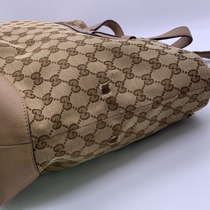 6新 gucci 古馳帆布袋，挺實用的尺寸，帆布易磨損 四角有磨損-9