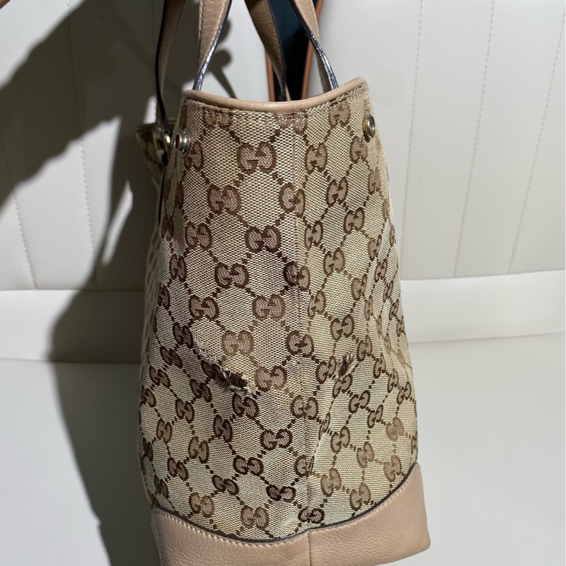 6新 gucci 古馳帆布袋，挺實用的尺寸，帆布易磨損 四角有磨損-11