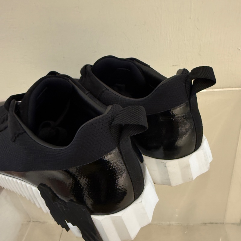 有盒子有拍購證 專櫃買 愛馬仕休閒鞋男生45-3