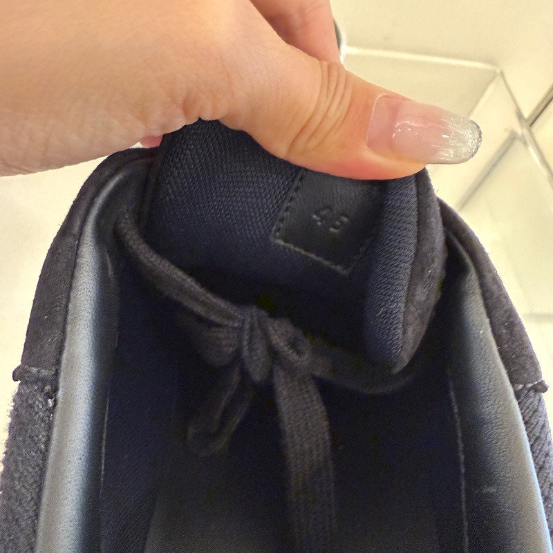 有盒子有拍購證 專櫃買 愛馬仕休閒鞋男生45-7