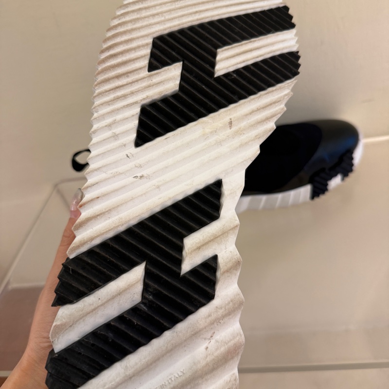 有盒子有拍購證 專櫃買 愛馬仕休閒鞋男生45-8