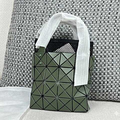 【未拆封】ISSEY MIYAKE 三宅一生 BAOBAO 軍綠色三角格4x4迷你手提包