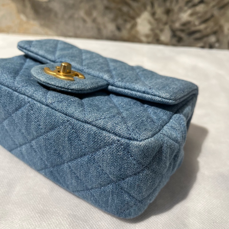 Chanel 牛仔布金球CF 17-4