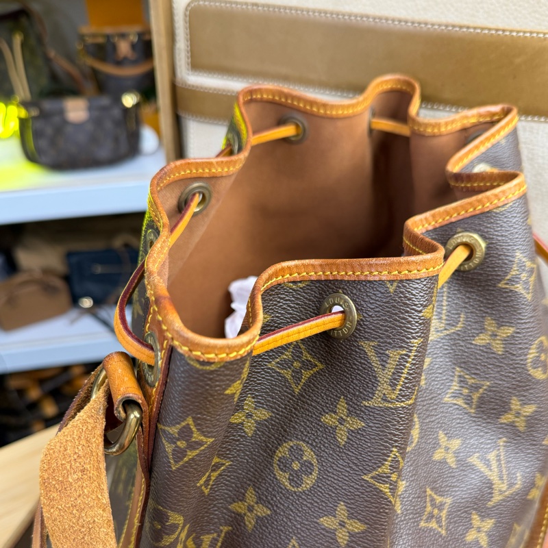 上架中🔑Louis Vuitton 老花中古MM水桶包-15