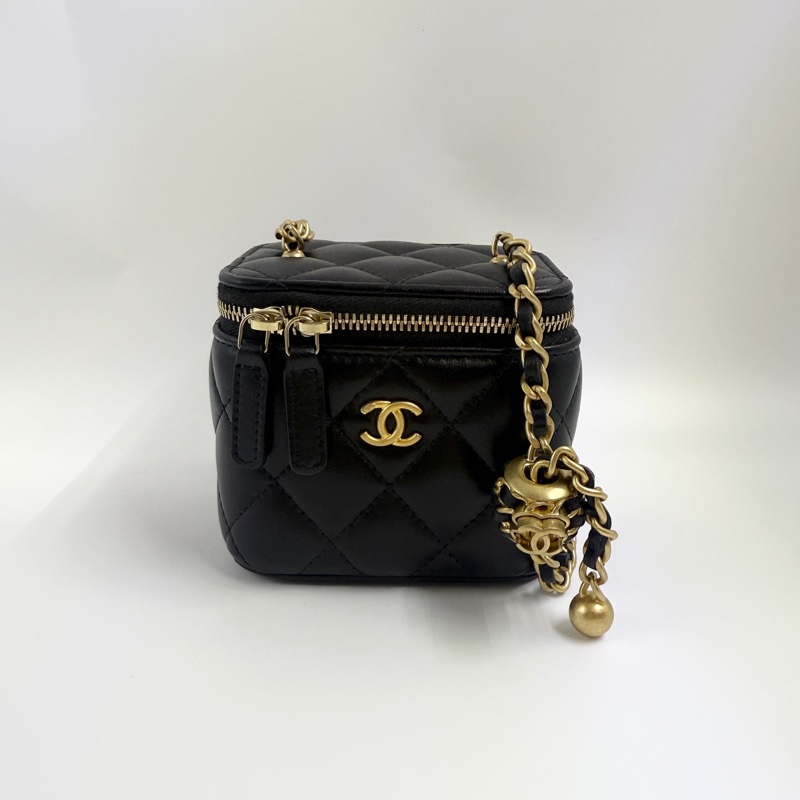 CHANEL香奈兒核桃金球小盒子黑色-0