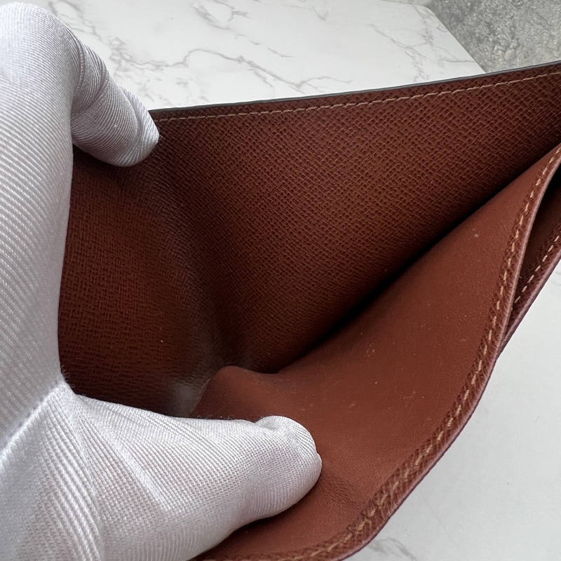 香緹國際精品 894 LV 老花對折短夾-1