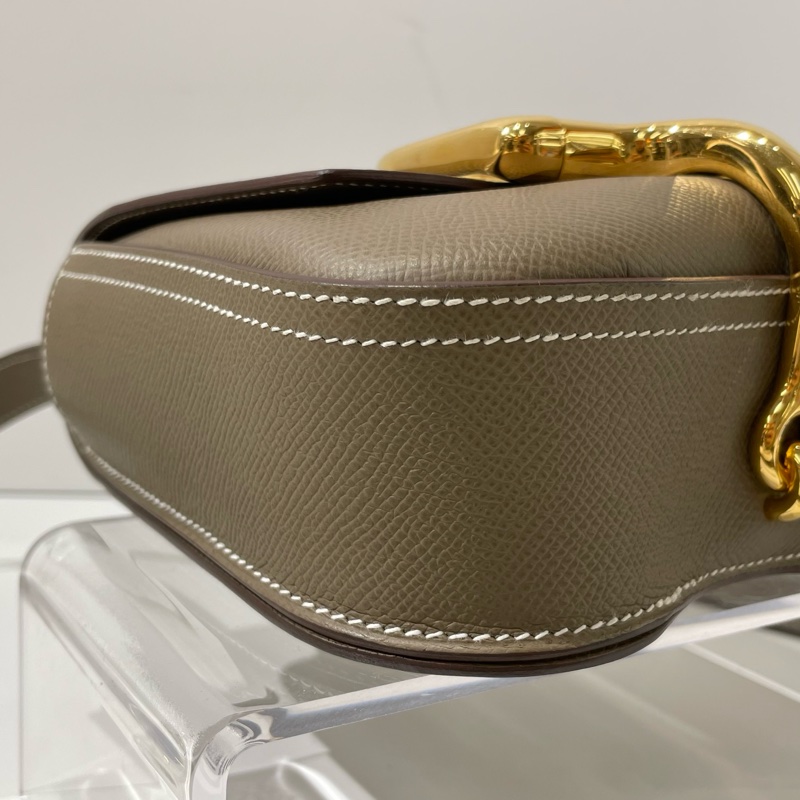 閒置Hermes愛馬仕Della18 大象灰色金扣 屁股包單肩斜挎包。-5